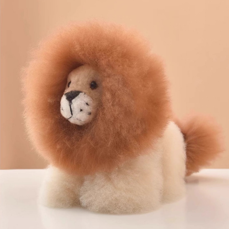Warmpaca real alpaca wool - Lion